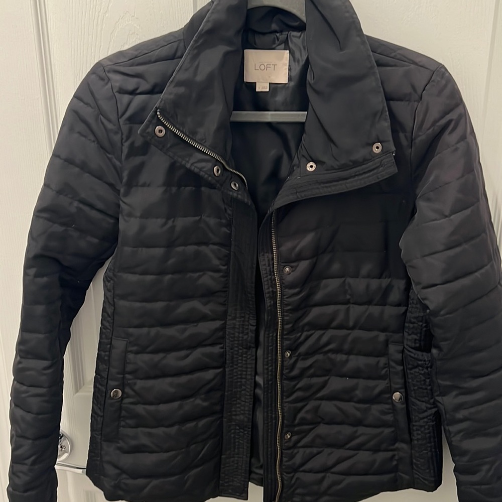 Black Ann Taylor Loft Puffer